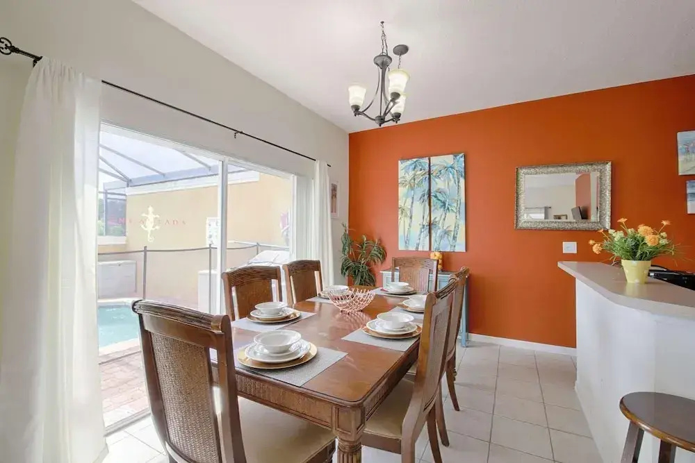 Frozen Fanatics 4 Br Townhouse by RedAwning