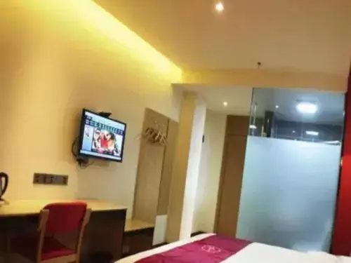 Shangpin Beautiful Hotel (Gao'an Ruiyang Avenue)