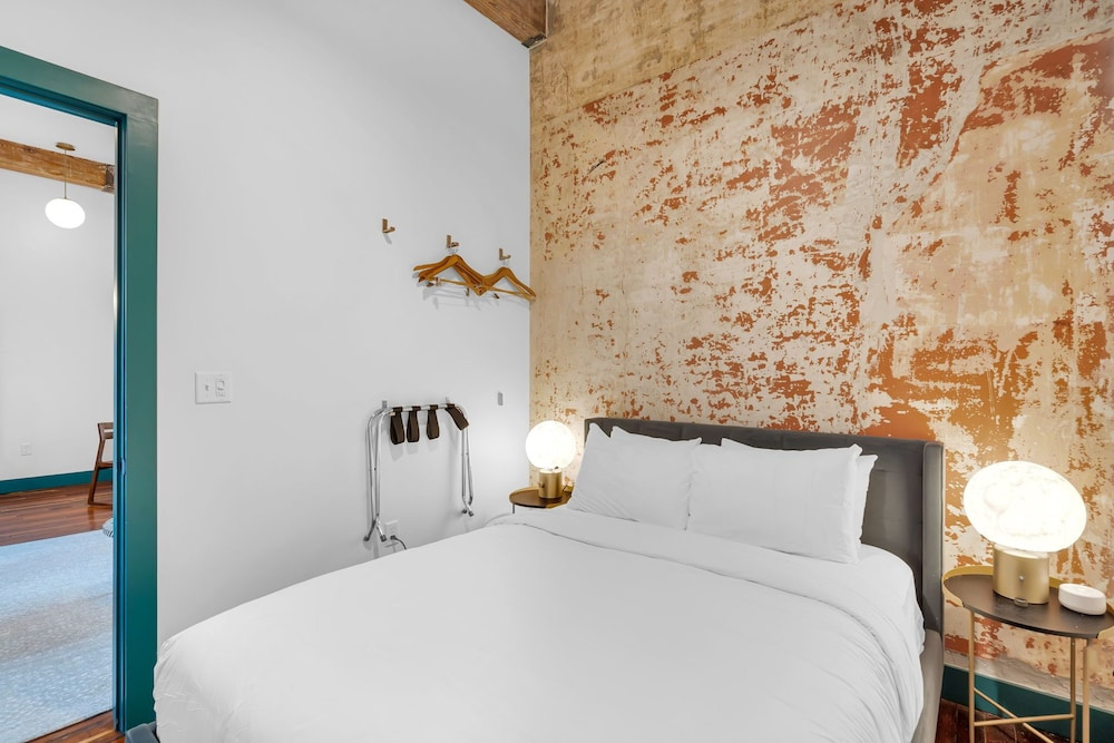 Schaeffer Hotel