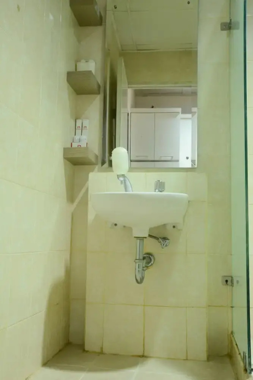 1 Bedroom at Cosmo Mansion Apartment by Travelio