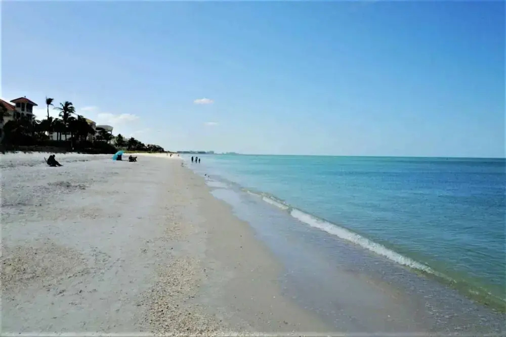 Beach & Tennis 3701