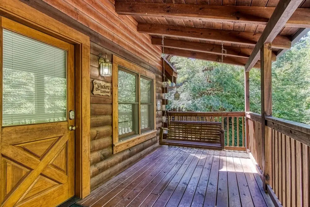 ER227 - Bearry Nice Great Location - Close To Town! 1 Bedroom Cabin by RedAwning