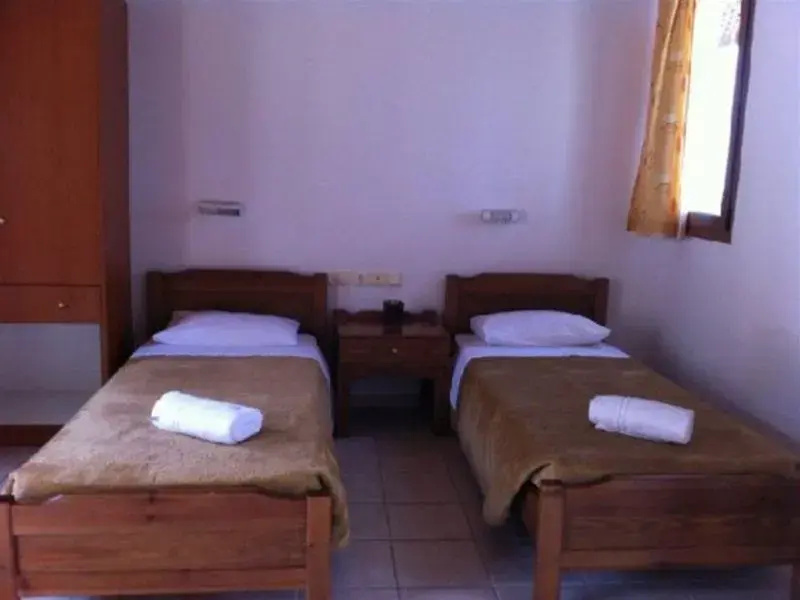 Matheos Apartments