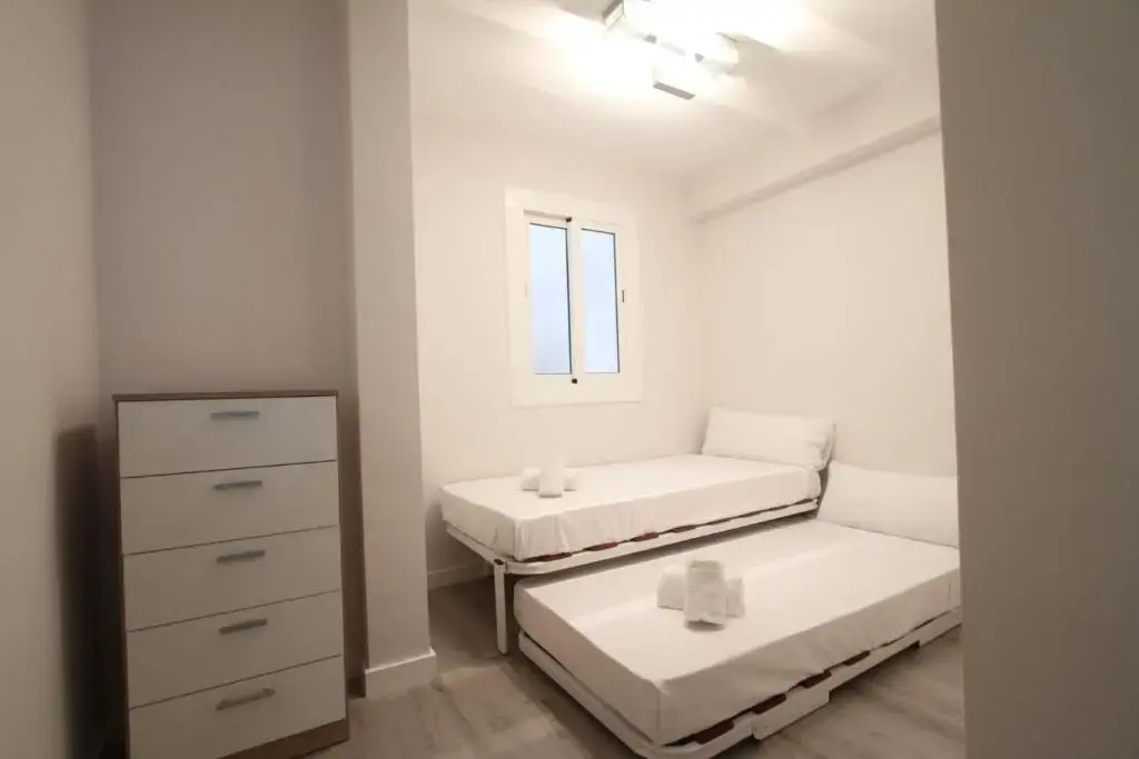 Carrer de Victòria dels Àngels, 11