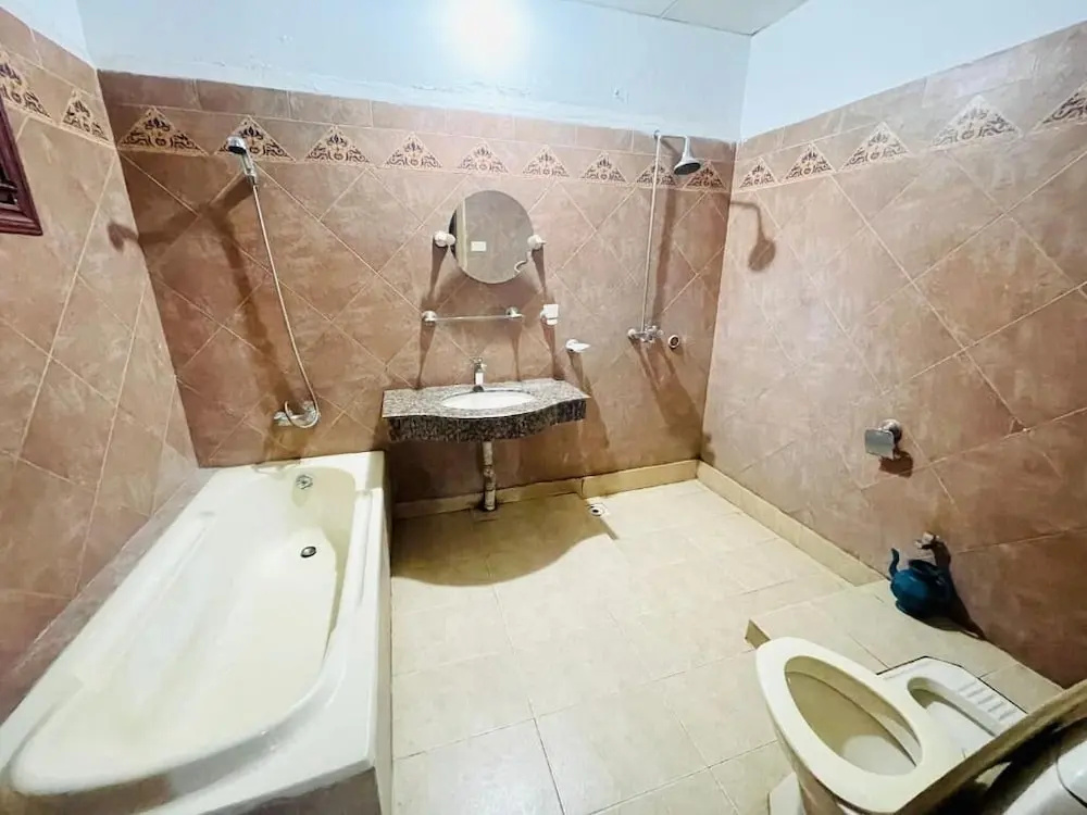 Hotel Serena Palace