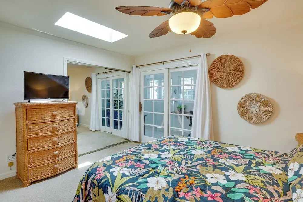 Dreamy Catalina Island Home, Walk to Beach & Ferry