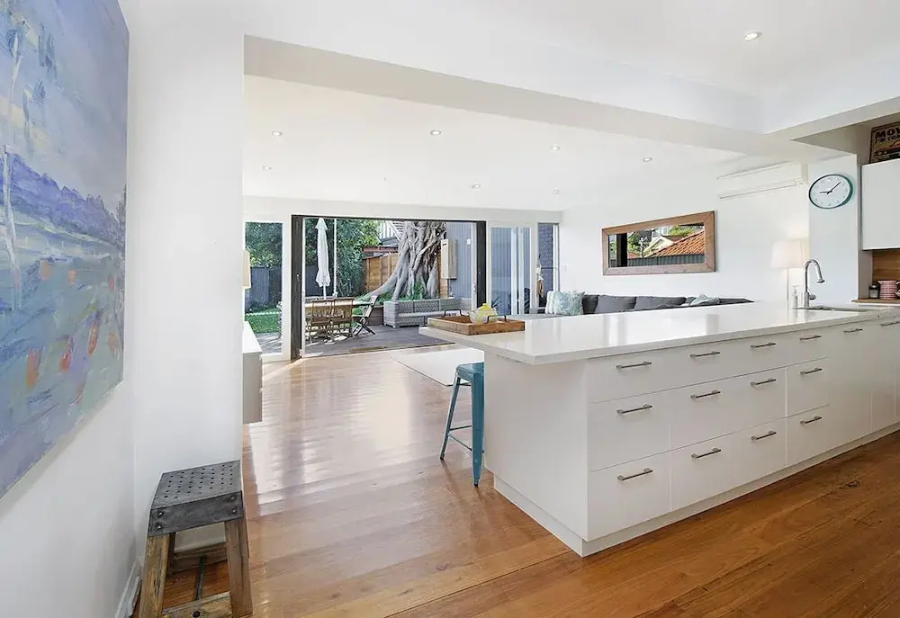 The Field - Apartment (082i) -Coogee