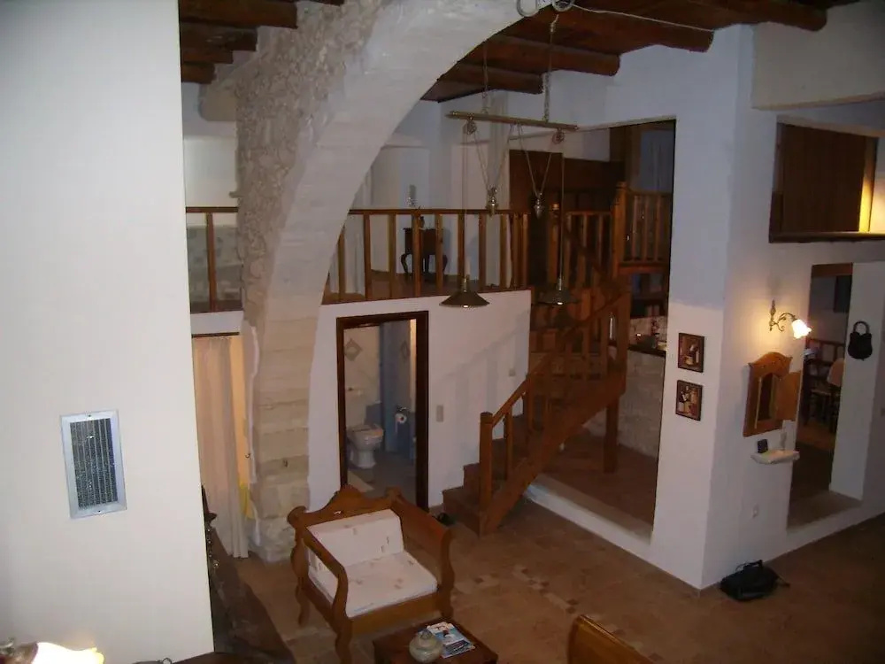 Villa Kritiko Archontiko