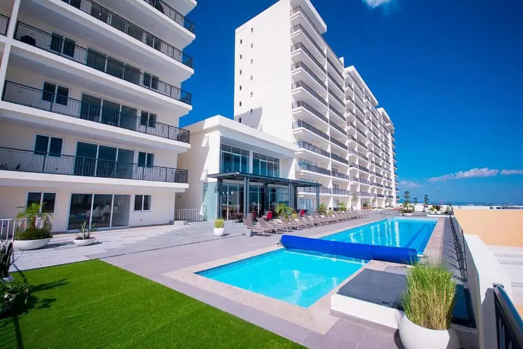 Real View Towers E201 by Casago