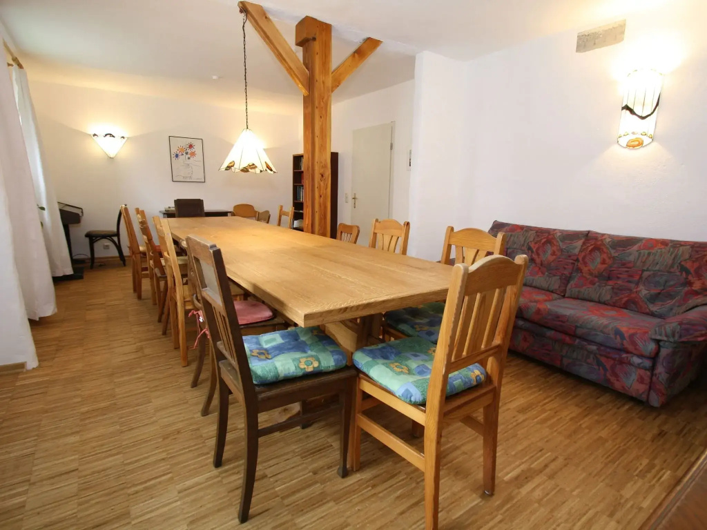 XXL Ferienhaus mit Sauna in Upost
