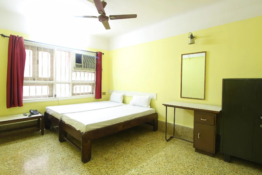 SPOT ON 44688 Hotel Moti Mahal