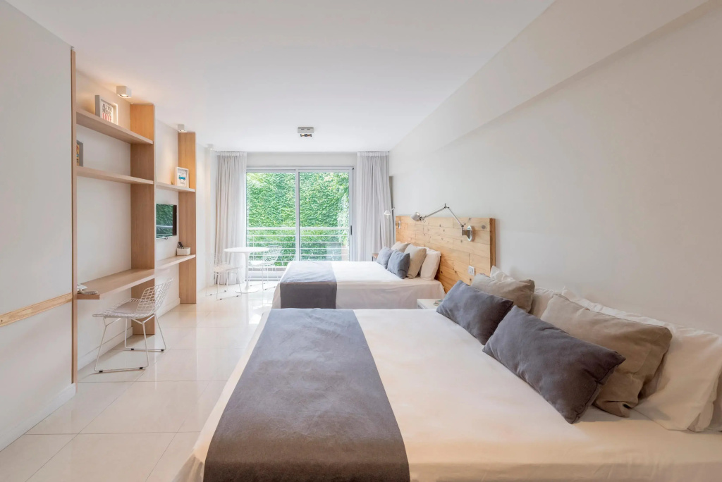 Lemon Suites