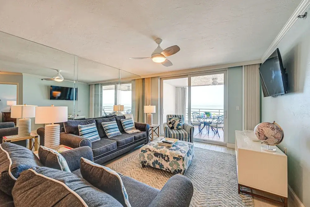 Oceanfront Marco Island Escape w/ Beach Access!