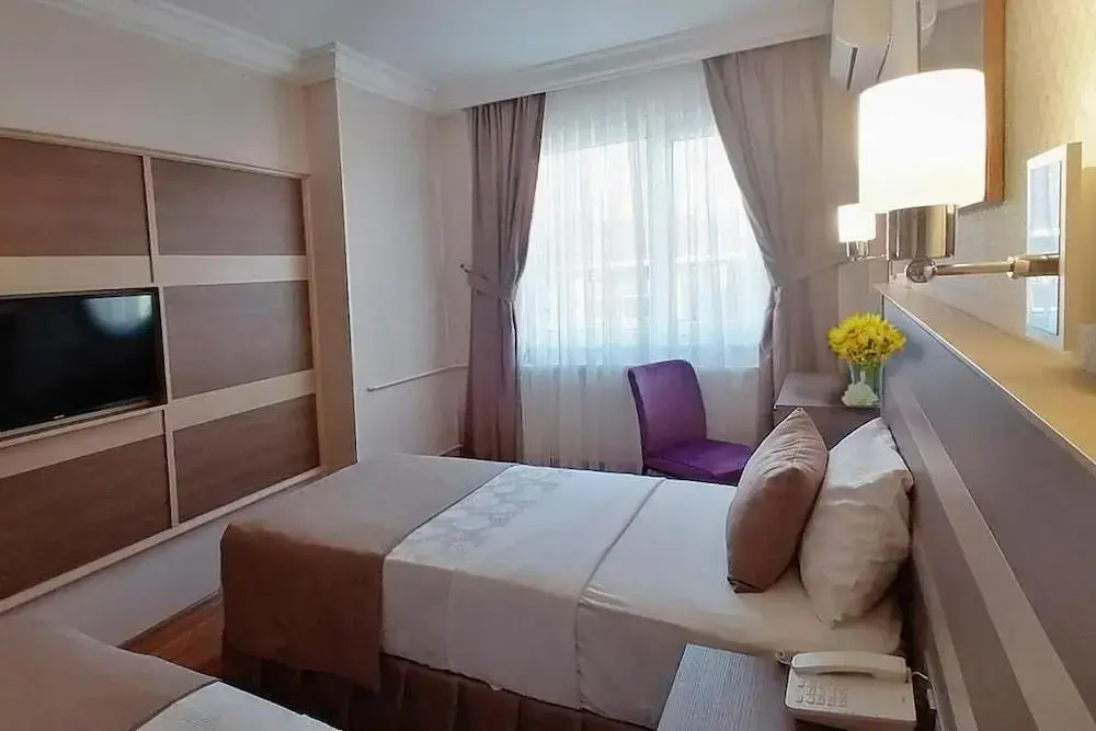 Sembol Hotel