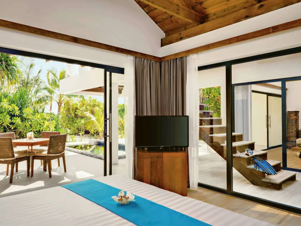 Kuredhivaru Resort and Spa - Maldives