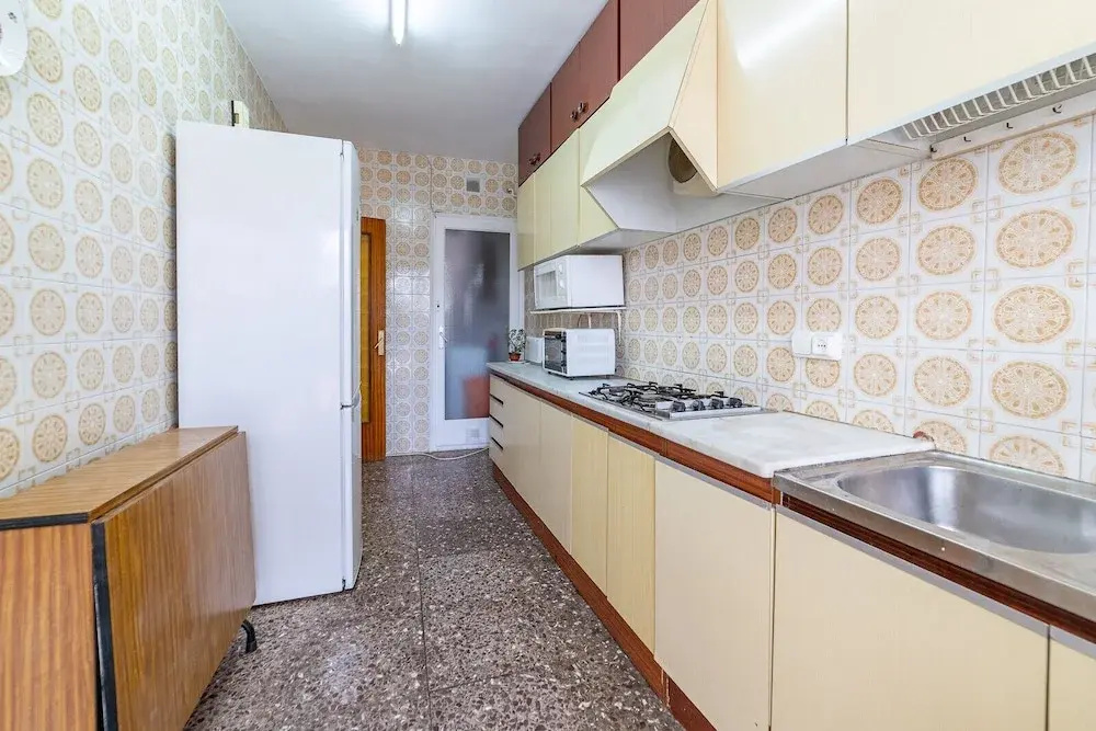 HomeHolidaysRentals Flores