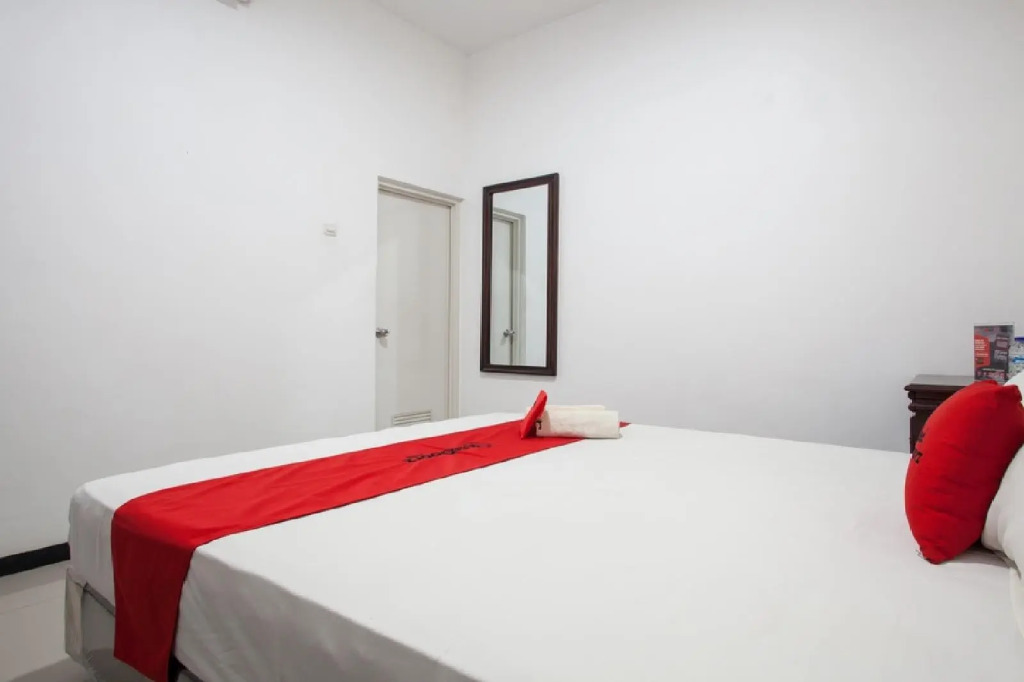 RedDoorz near Taman Krida Budaya Malang