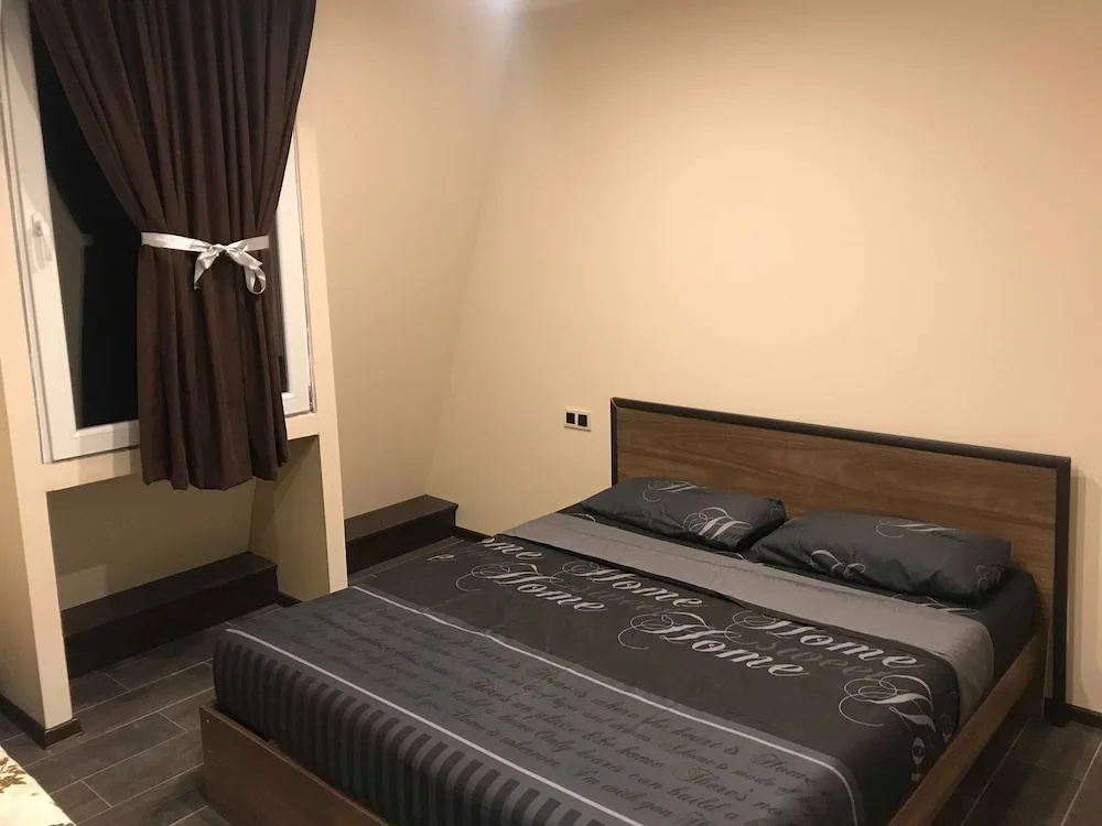 Отель Topical house