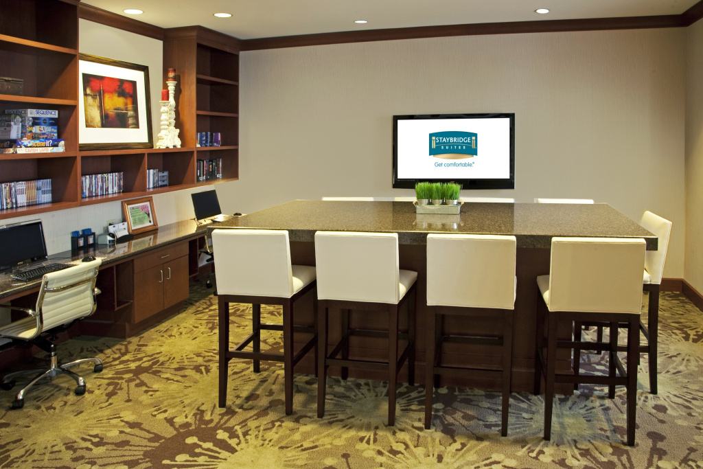 Staybridge Suites Chantilly Dulles Airport by IHG