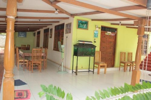 Elephants Fence Guest & Safari Services