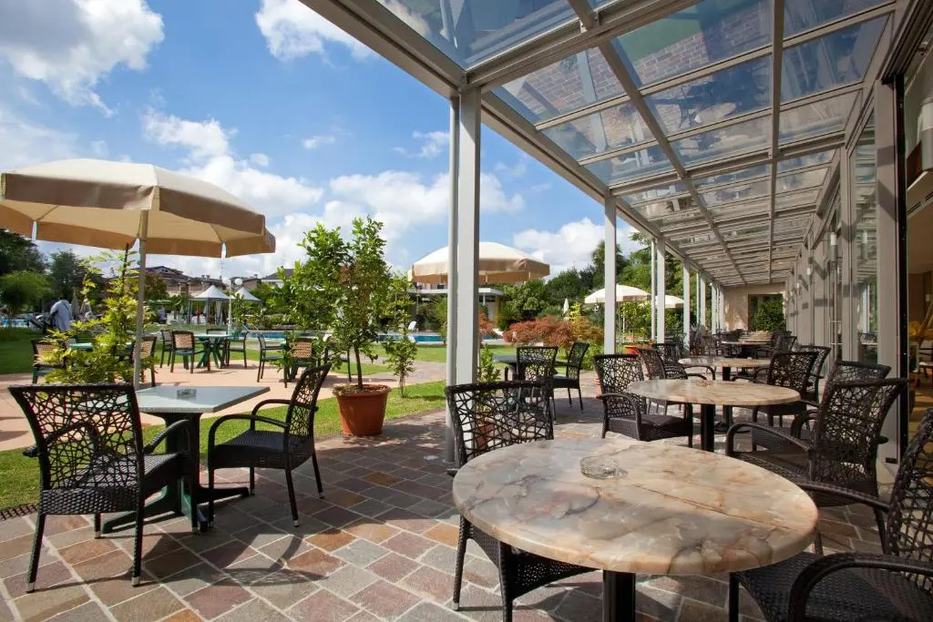 Hotel Harrys' Garden