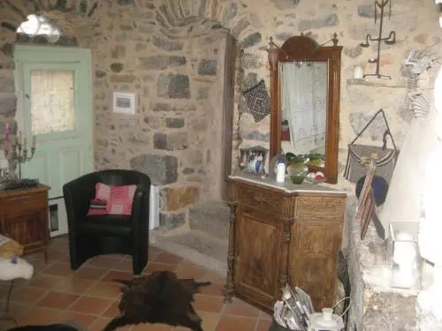 Traditional rooms-Hostel