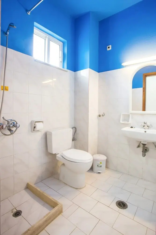 Lisabeth Studio Apartments