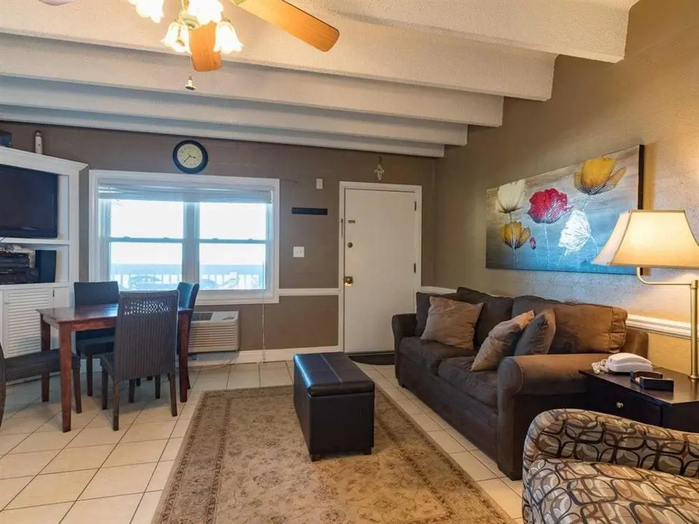 Gulf Village 214- Close to the Hangout beachfront