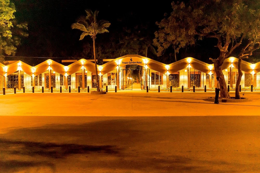 Safari Garden Hotel