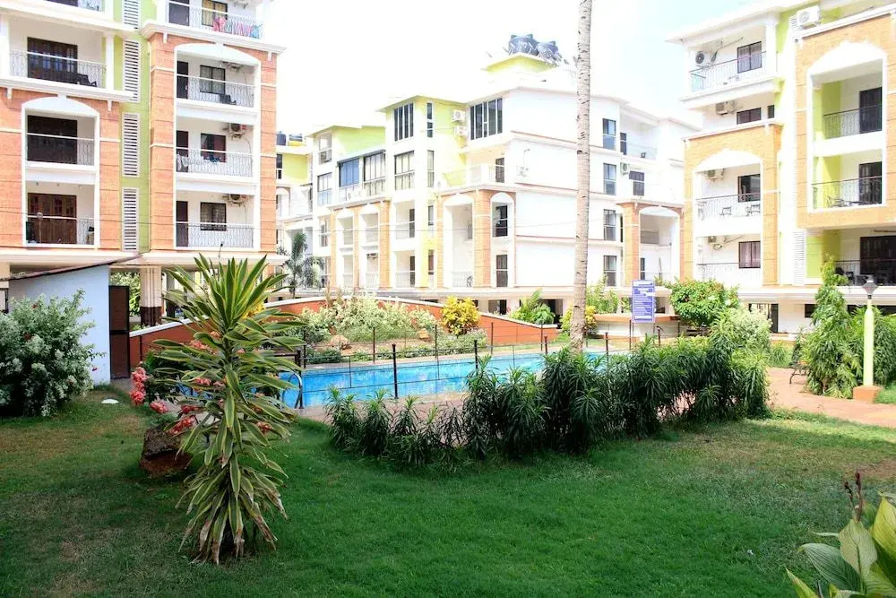 CasaMelhor Modern Appt Candolim CM080