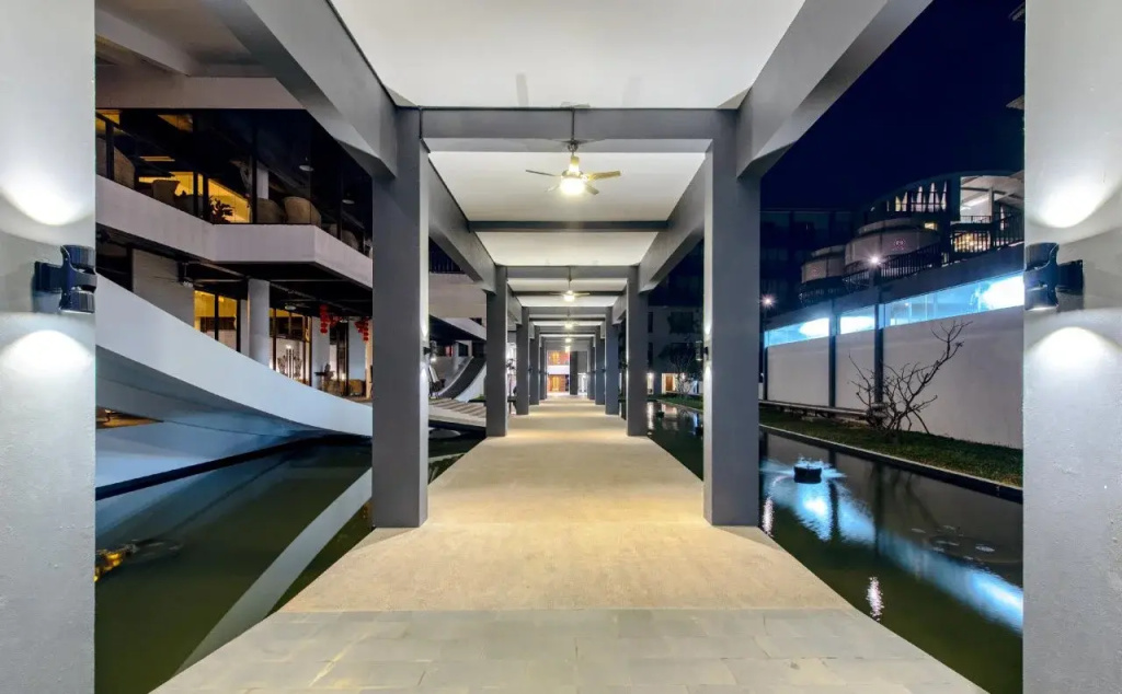 Pacific Hotel & Spa