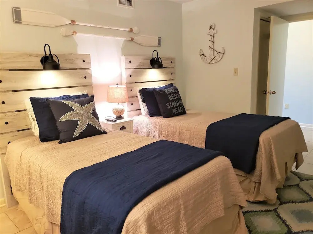 Island Winds East 408 2 Bedroom Condo