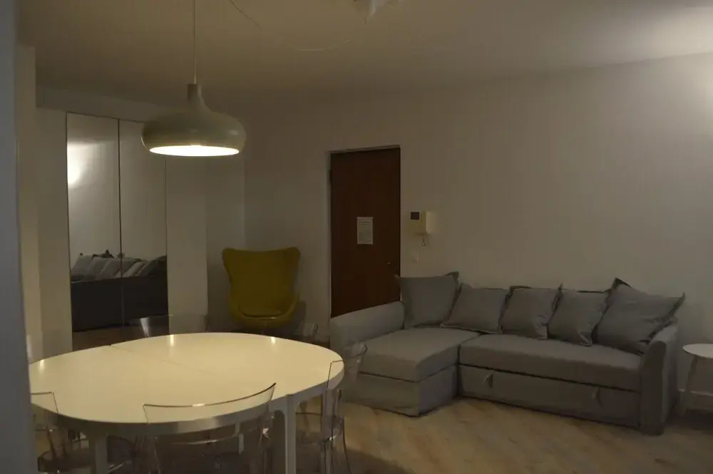 V12 Apartments - Trecate