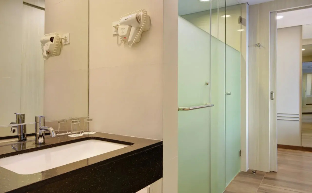 Ibis Styles Makassar Sam Ratulangi