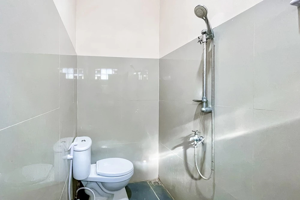 Urbanview Hotel Saikhwan Pantai Sayang Heulang Pameungpeuk Garut by RedDoorz