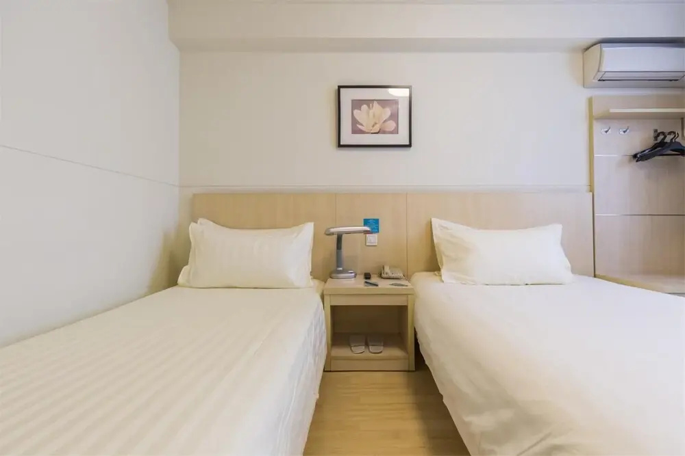 Metropolo JinJiang Hotel（Fuzhou Financial Street Wanda Plaza ）