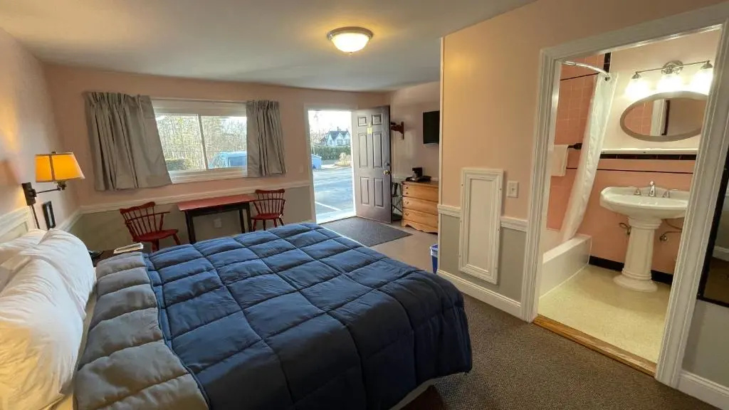 Bucksport Inn