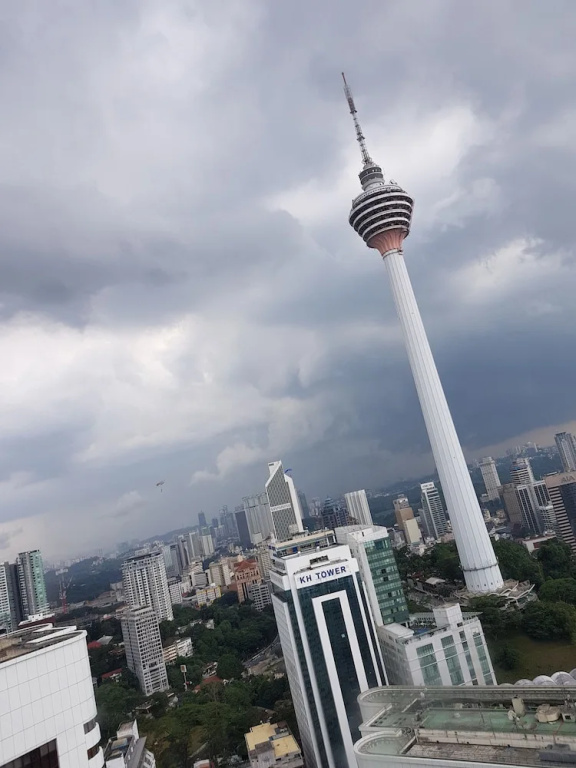 5 STAR & LUXURY Apartment near KLCC/ KL City Centre