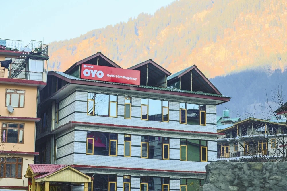 OYO 24006 Hotel Him Regency