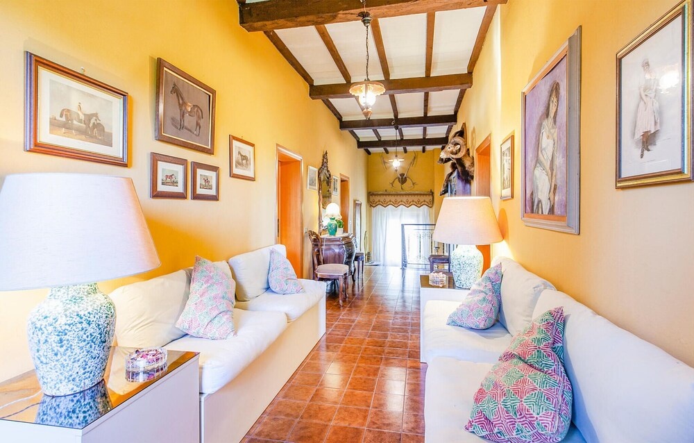Awesome Home in Crespina PI With 6 Bedrooms, Sauna and Private Swimming Pool