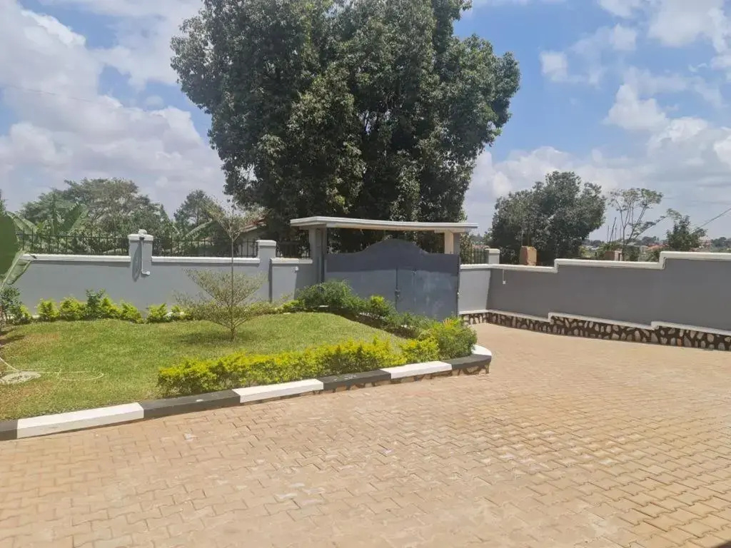 Spacious and Comfortable House in Kampala, Uganda