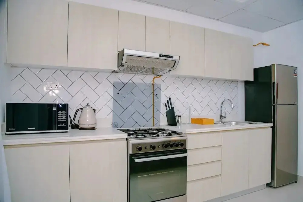 Green community 1BR 15 min to sea