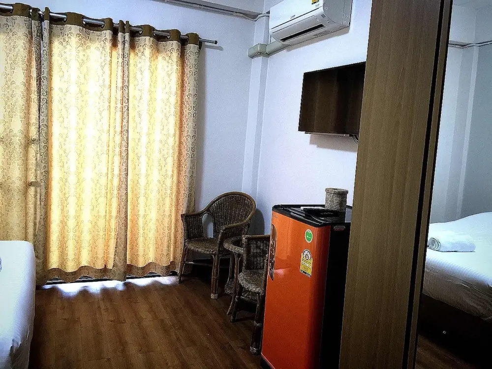 Home @Samlan Soi 1