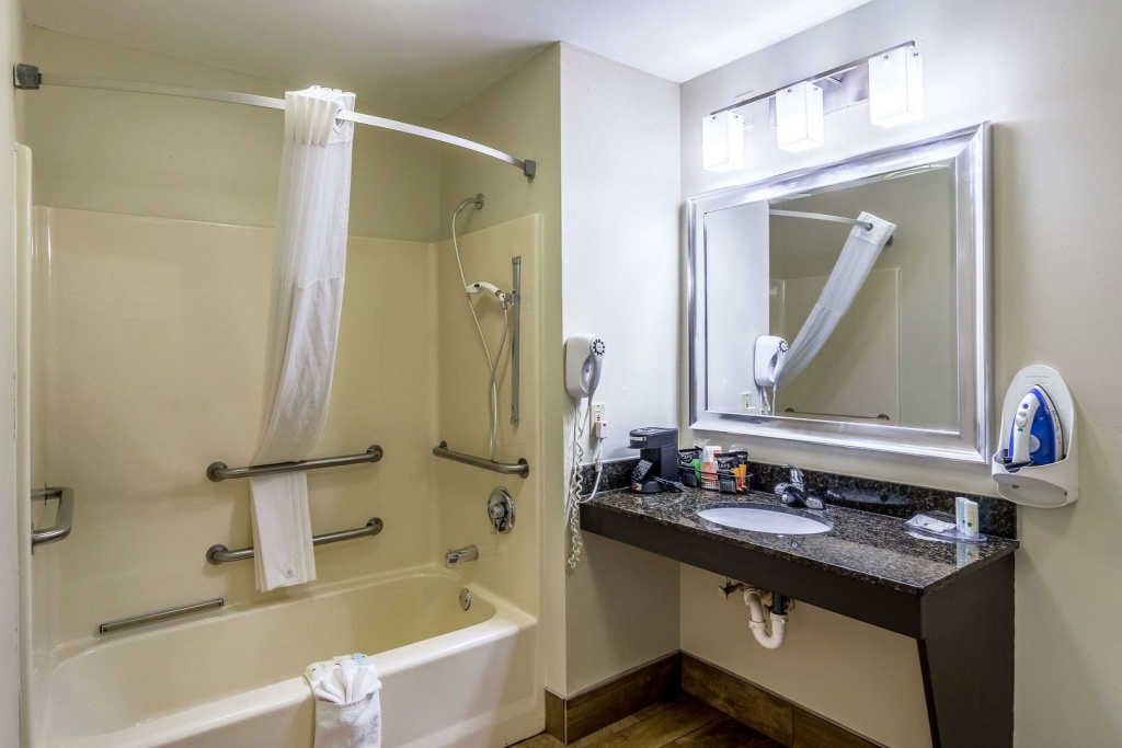 Motel 6 Opelika AL