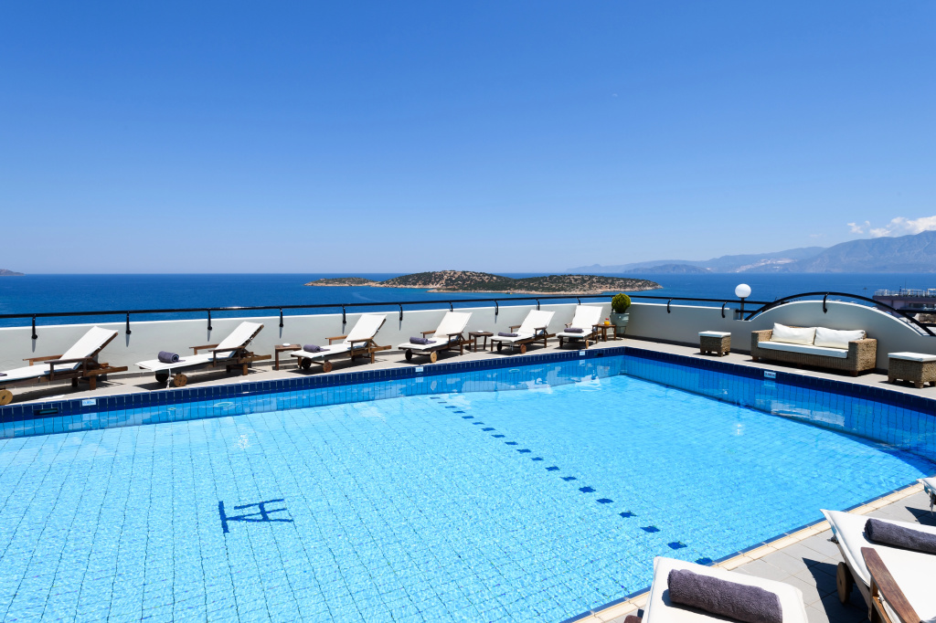 Alantha Apartments