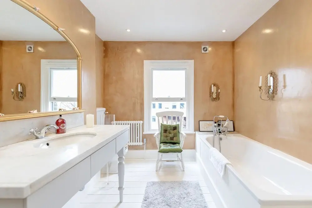 Vauxhall Oasis - 3 Bed House by BaseToGo