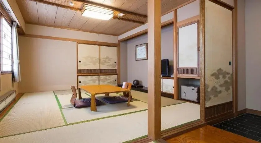 Toya Gokirakutei