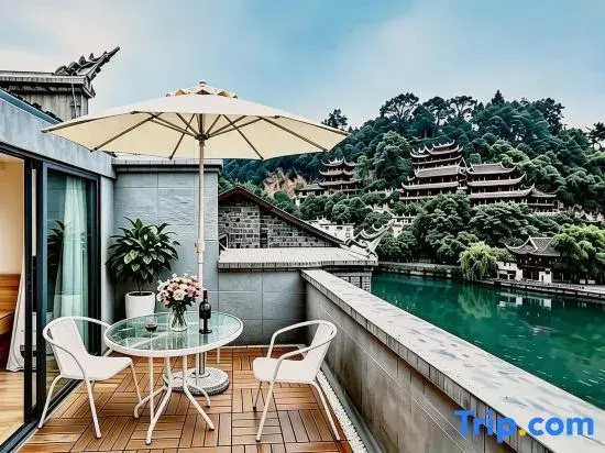 Qingping · Jian Homestay (Zhenyuan Ancient Town)