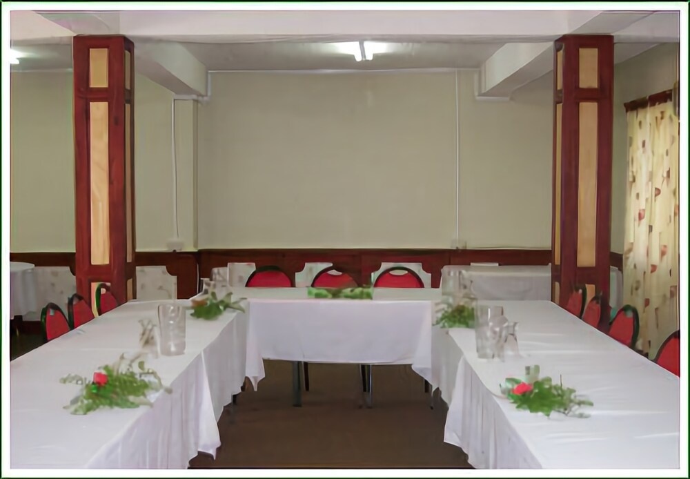 Leisure Inn