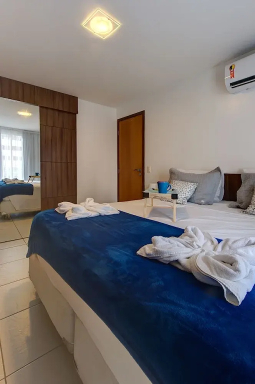 Sea View Praia de Iracema 2 Bedrooms 5 People 200mb Wifi By DM Apartments